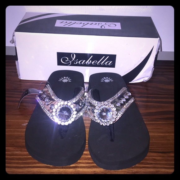 isabella flip flops